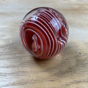VTG Dynasty Gallery Heirloom Collectibles Art Glass Paperweight Red White Swirl